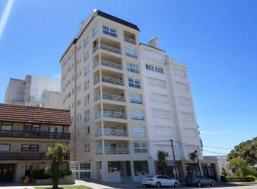 Departamento · 143m² · 4 Ambientes · 2 Cocheras · Venta - Departamento 4 Ambientes en Colon y Paunero