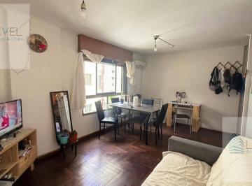 Departamento · 55m² · 3 Ambientes · Departamento 1 Dormitorio Balcón Cerrado Barrio Alberdi