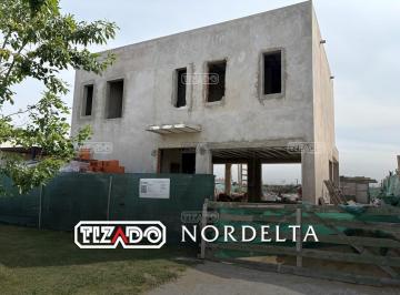 Casa · 185m² · 4 Ambientes · 1 Cochera · Casa en Venta en Vila Marina II, Villanueva, Tigre