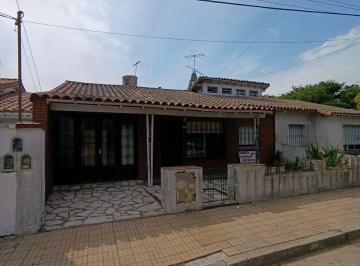 Casa de 4 ambientes, Tres de Febrero · Chalet 3 Dorm. Ciudad Jardín