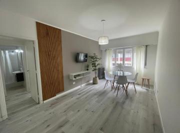 Departamento · 56m² · 3 Ambientes · 3 Ambientes a La Calle Moreno y Cordoba