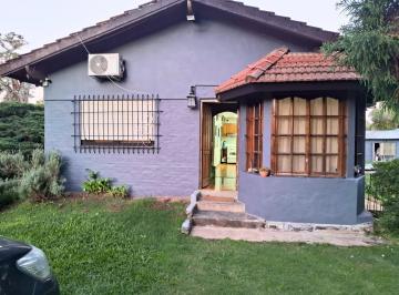 Casa · 198m² · 5 Ambientes · 1 Cochera · Casa Quinta Acepta Permuta, Gral Rodriguez