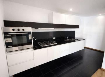 Departamento de 3 ambientes, Rosario · Venta - Moreno 1100 - Piso Exclusivo de 2 Dorm. con Cochera