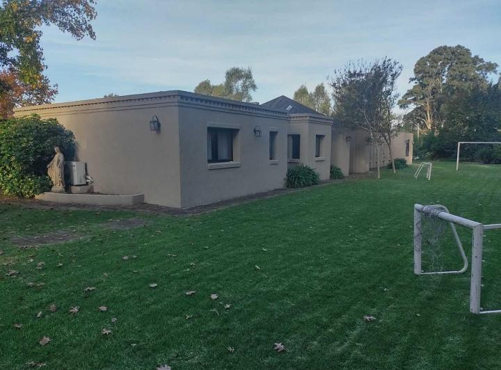 Casa · 300m² · 7 Ambientes · 1 Cochera