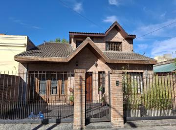 1 · Venta Casa 4 Ambientes en Villa Adelina