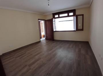 Departamento de 2 ambientes, Mataderos · Piso Unico 3 Amb C/patio y Terraza