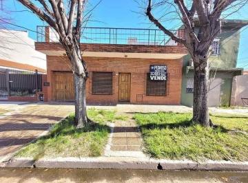 Casa de 3 ambientes, Avellaneda · Casa de 3 Ambientes con Patio