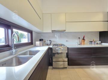 PH · 75m² · 4 Ambientes · PH en Villa Ballester - Venta - Cuatro Ambientes - Próximo a Estación y Centro Comercial.