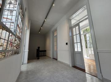 PH · 110m² · 8 Ambientes · PH en Alquiler Reciclado a Nuevo!