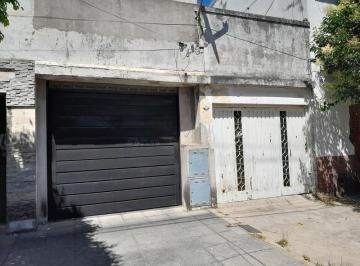 Casa · 72m² · 3 Ambientes · 1 Cochera · Casa en Lomas del Mirador