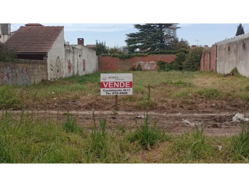 Lote 650m² sobre Av. Della Paolera, apto comercial y residencial