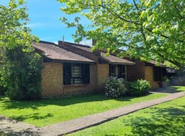 Imagen1 · Casa con 3 Dorm. en Venta con 337 m² Totales en Caisamar