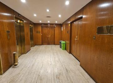 Oficina comercial · 102m² · 3 Ambientes · 1 Cochera · Venta Oficina Microcentro