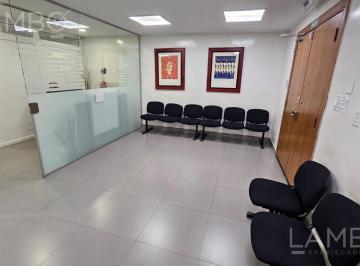 Oficina comercial · 149m² · 7 Ambientes · 1 Cochera · Venta Oficina Microcentro