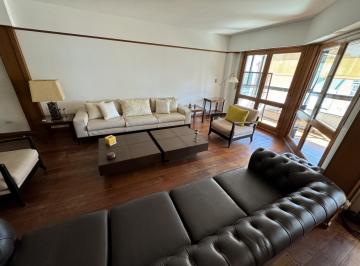 Departamento · 216m² · 8 Ambientes · 2 Cocheras · Departamento en Martin