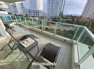 Foto1 · Apartamento en Playa Mansa a La Venta 3 Dorm. con Vista