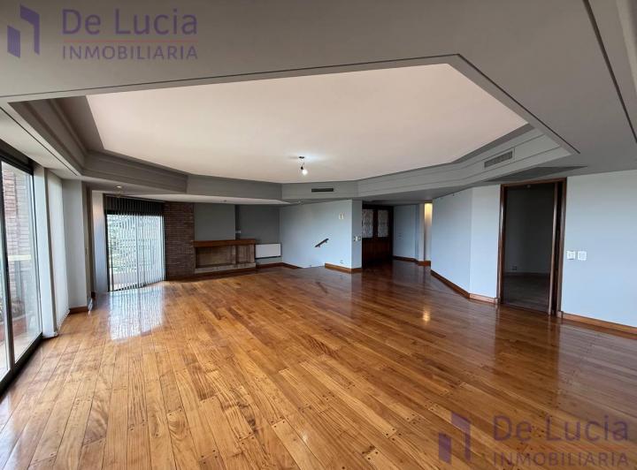 Departamento · 250m² · 7 Ambientes · 2 Cocheras