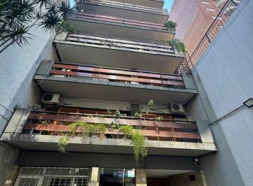 Departamento · 85m² · 4 Ambientes · 1 Cochera · Venta Departamento 4 Ambientes en Flores con Renta