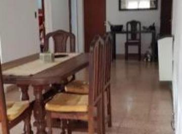 Casa de 3 ambientes, Mar del Plata · Casa en Venta - 2 Dorm. 2 Baños - Cocheras - 1.057 m² - Mar del Plata