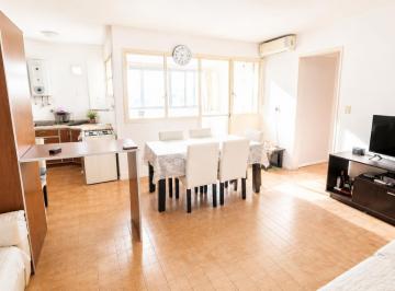Departamento · 62m² · 4 Ambientes · Venta Departamento 4 Ambientes Muy Luminoso!