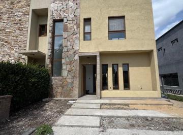 Casa · 135m² · 3 Ambientes · Casa en Venta en La Josefina, Villa Rosa, Pilar