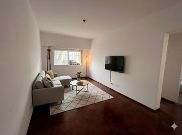 Departamento · 59m² · 4 Ambientes · Venta: Departamento de Dos Dorm. y Patio con 71 m² Totales. Abasto, Rosario