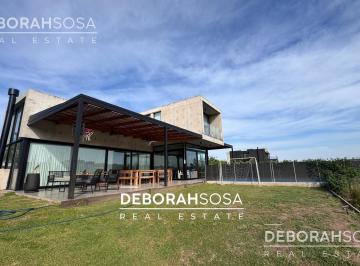 Casa · 200m² · 6 Ambientes · Casa en Venta 4 Dorm. Playroom Al Lago - Puertos