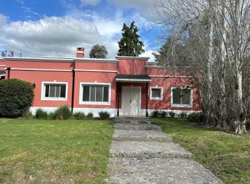Casa · 255m² · 6 Ambientes · Casa en Venta en Villa Rosa, Pilar, G. B. a. Zona Norte