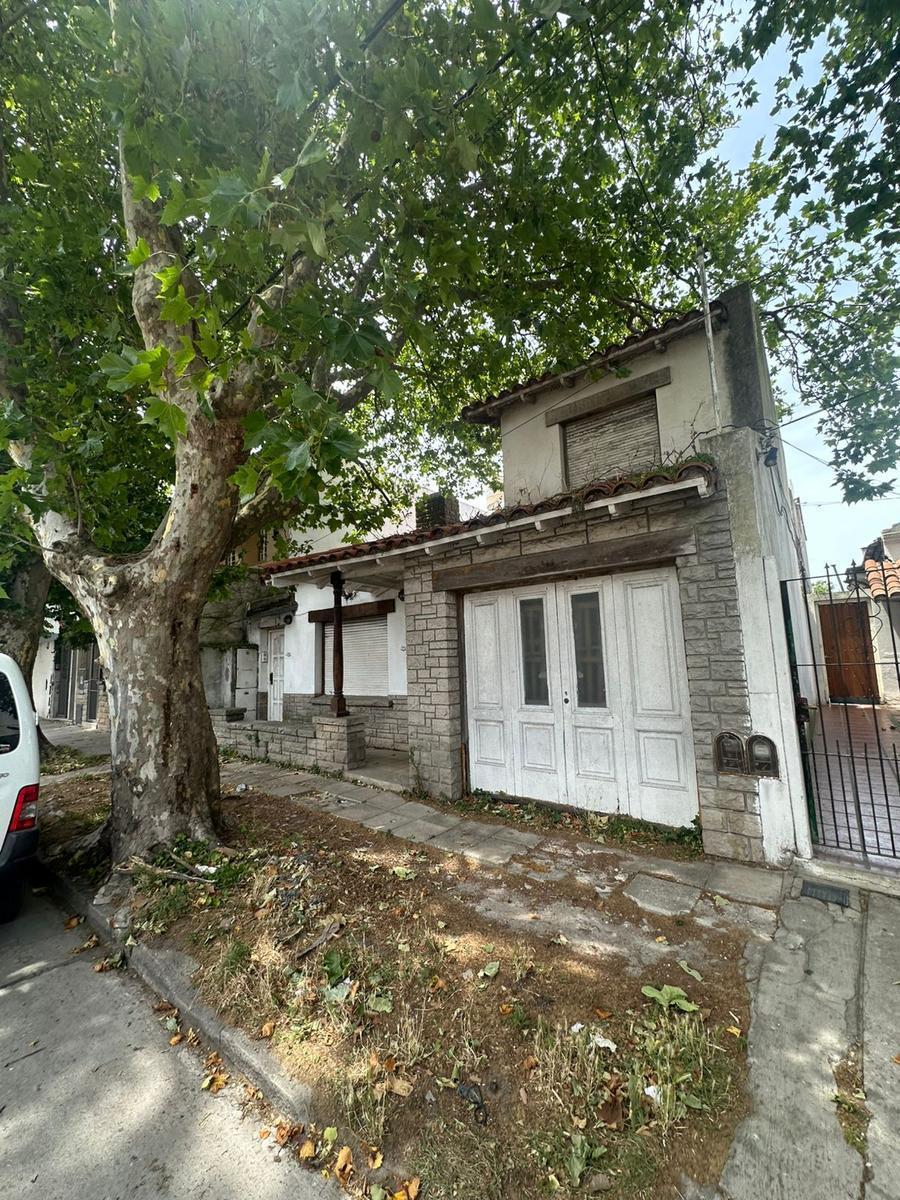 Lote 323 m² en Pompeya, zonificación R29, 33x34,64