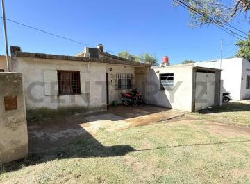Casa · 85m² · 3 Ambientes · 1 Cochera · ¡Oportunidad de Inversión!