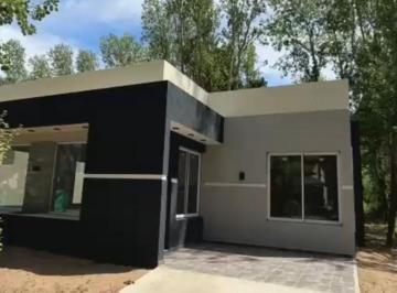 Casa de 3 ambientes, Costa del Este · Excelente Casa a Estrenar en Costa del Este Sobre Claveles y Pensamientos