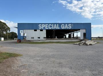 Local comercial · 400m² · 5 Ambientes · Galpon en Alquiler El Quebrachal a 5 Min Circunvalación