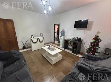 Departamento · 52m² · 3 Ambientes · Venta Departamento 3 Ambientes con Balcón en Lanús