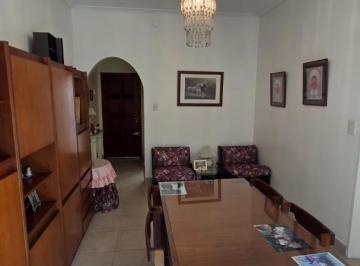 PH · 83m² · 4 Ambientes · Venta Casa PH 5 Ambientes Lanus Oeste