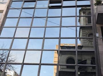 Oficina comercial de 5 ambientes, Recoleta · Oficina Al Frente Piso 143 m²