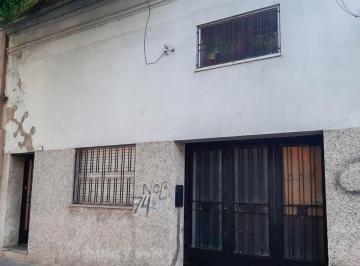 Casa · 117m² · 4 Ambientes · 1 Cochera · Venta - Casa a Reciclar - Abasto, Rosario