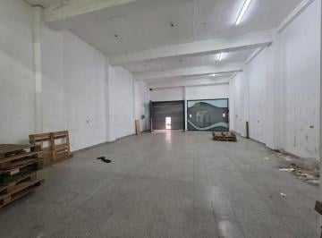 Depósito , Floresta · Excelente Galpón 600 m² 3 Plantas con Amplia Oficina en Entre Piso y Entrada de Camioneta Paez 3385