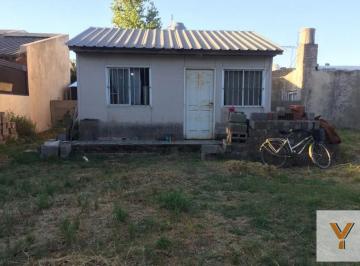 Casa · 36m² · 3 Ambientes · Casa en Venta - 2 Dorm. 1 Baño - 350 m² - Coronel Brandsen
