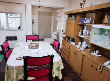 PH de 3 ambientes, San Cristobal · PH con 2 Dorm. de 65 m² con Balcón y Terraza en Venta en San Cristobal