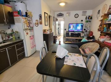 Departamento · 35m² · 2 Ambientes · Villa Ballester: Depto. 2 Amb Al Frente con Espacio P/ Auto