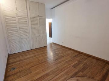 Oficina comercial de 2 ambientes, Recoleta · Oficina y Recepcion Altopalermo Baño C Ducha Cocina y Patio