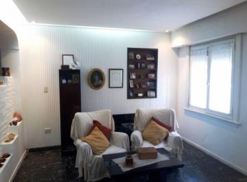 PH · 113m² · 4 Ambientes · 1 Cochera · Mercedes 1900 - PH 4 Ambientes Al Frente en 2 Plantas con Garaje - Monte Castro