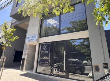 Local comercial · 54m² · 1 Ambiente · Alquiler Local en Guemes