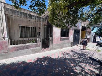 Foto · A Reciclar - Casa de 2 Dorm en Terreno de 400 m²