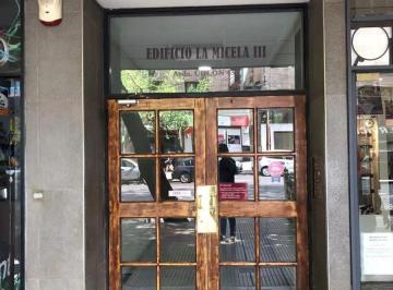 Departamento · 85m² · 4 Ambientes · 1 Cochera · Vendo Departamento en Ciudad. Apta Credito Hipotecario