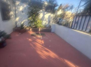 Casa · 120m² · 5 Ambientes · 1 Cochera · Casa en Alberdi Agüero 3800