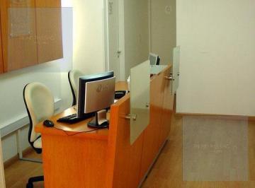 Oficina comercial · 130m² · 8 Ambientes · Oficina en Fondo de Comercio Venta Consultorio