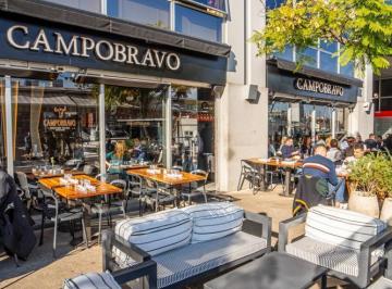 Local comercial · 308m² · 1 Cochera · Local en Puerto Madero con Cochera y Baulera