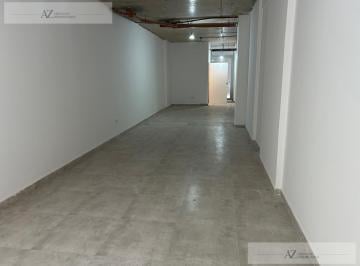 Local comercial · 84m² · Local Recoleta a Estrenar 200 m