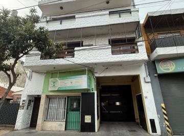 Departamento de 2 ambientes, Vicente López · Departamento 2 Amb con Cochera